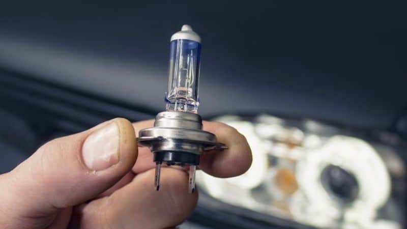 Faulty Headlight Bulb