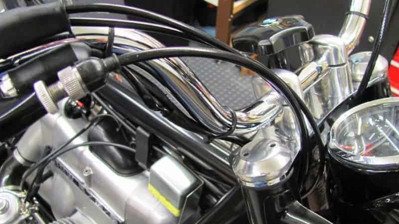 Motorcycle Throttle Cable Route