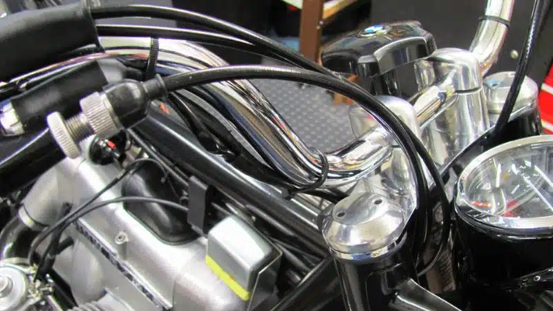 Motorcycle Throttle Not Snapping Back? (Here's How To Fix!)